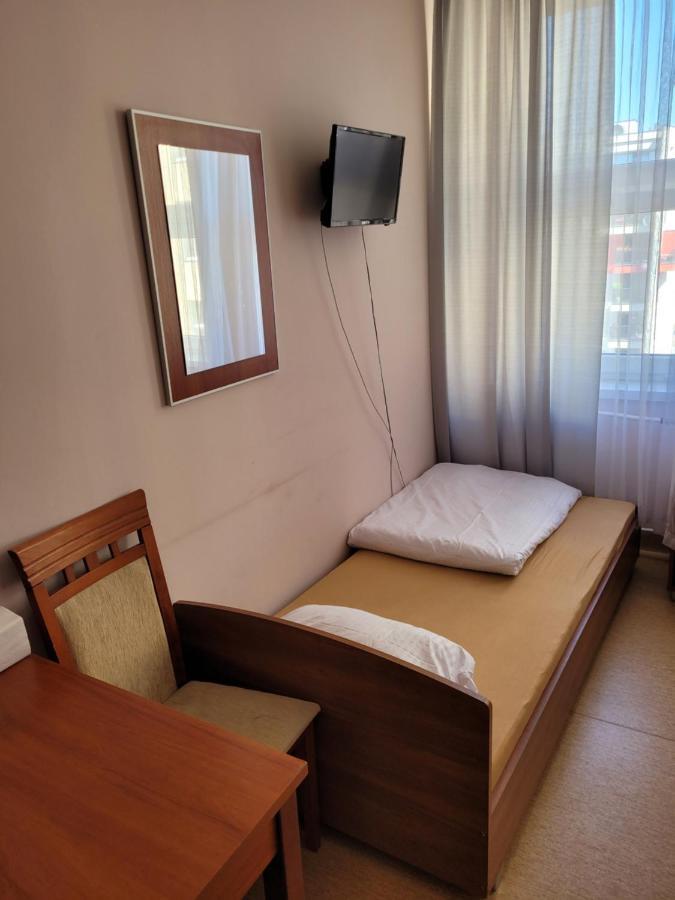 Hotel Dom Opieki Nestor Varšava Exteriér fotografie