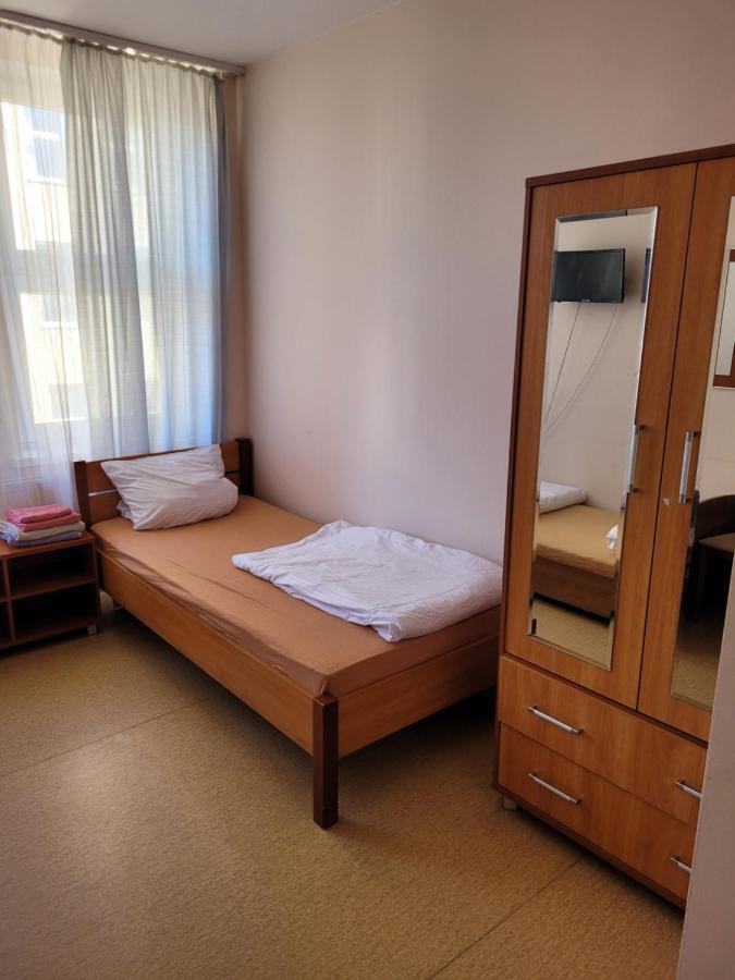 Hotel Dom Opieki Nestor Varšava Exteriér fotografie